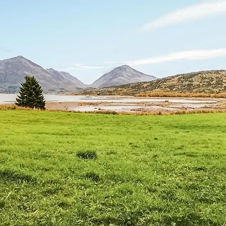 4 Bedroom Cozy In Hol I Tjeldsund بيت للعطل Dragland